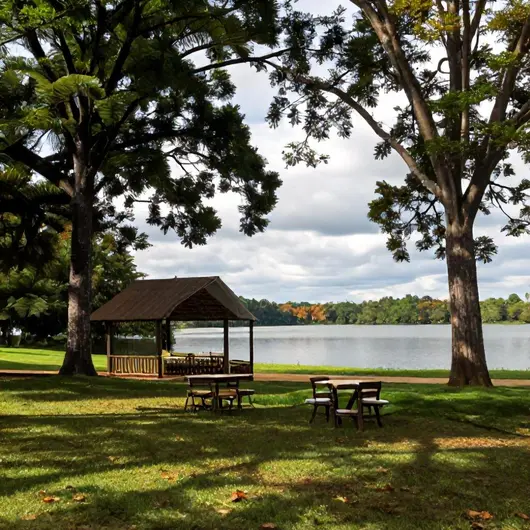 Descubra a Chácara Por do Sol Beira Lago