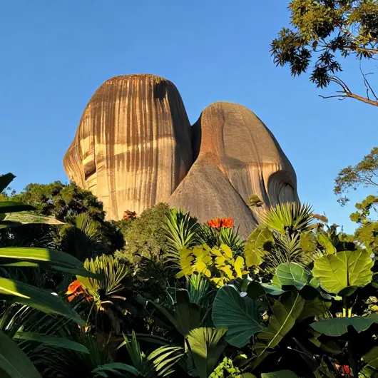 Descubra a Pedra Pedro Paulo