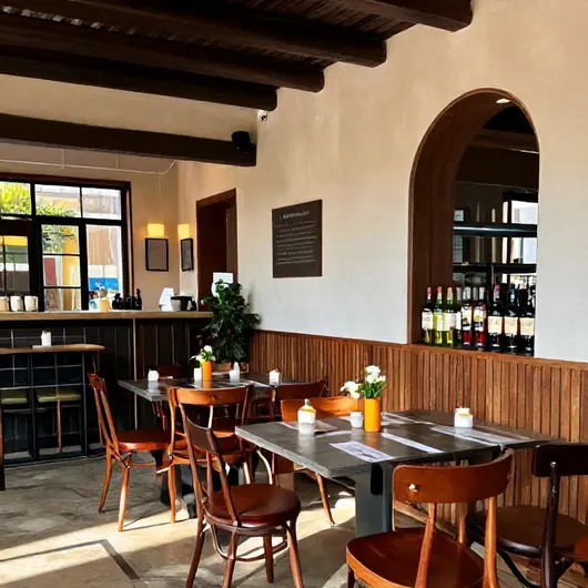 Descubra o Alquimia Scotch Bar e Restaurante