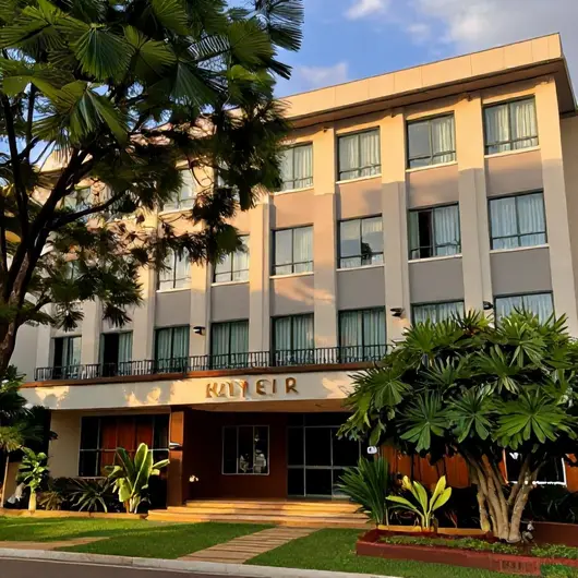 Descubra o Hotel 10 Palmas