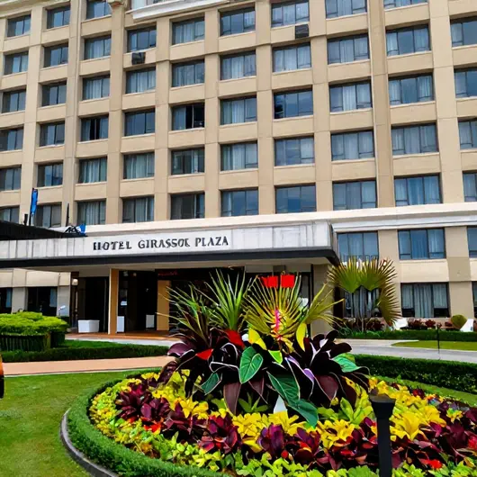 Hotel Girassol Plaza